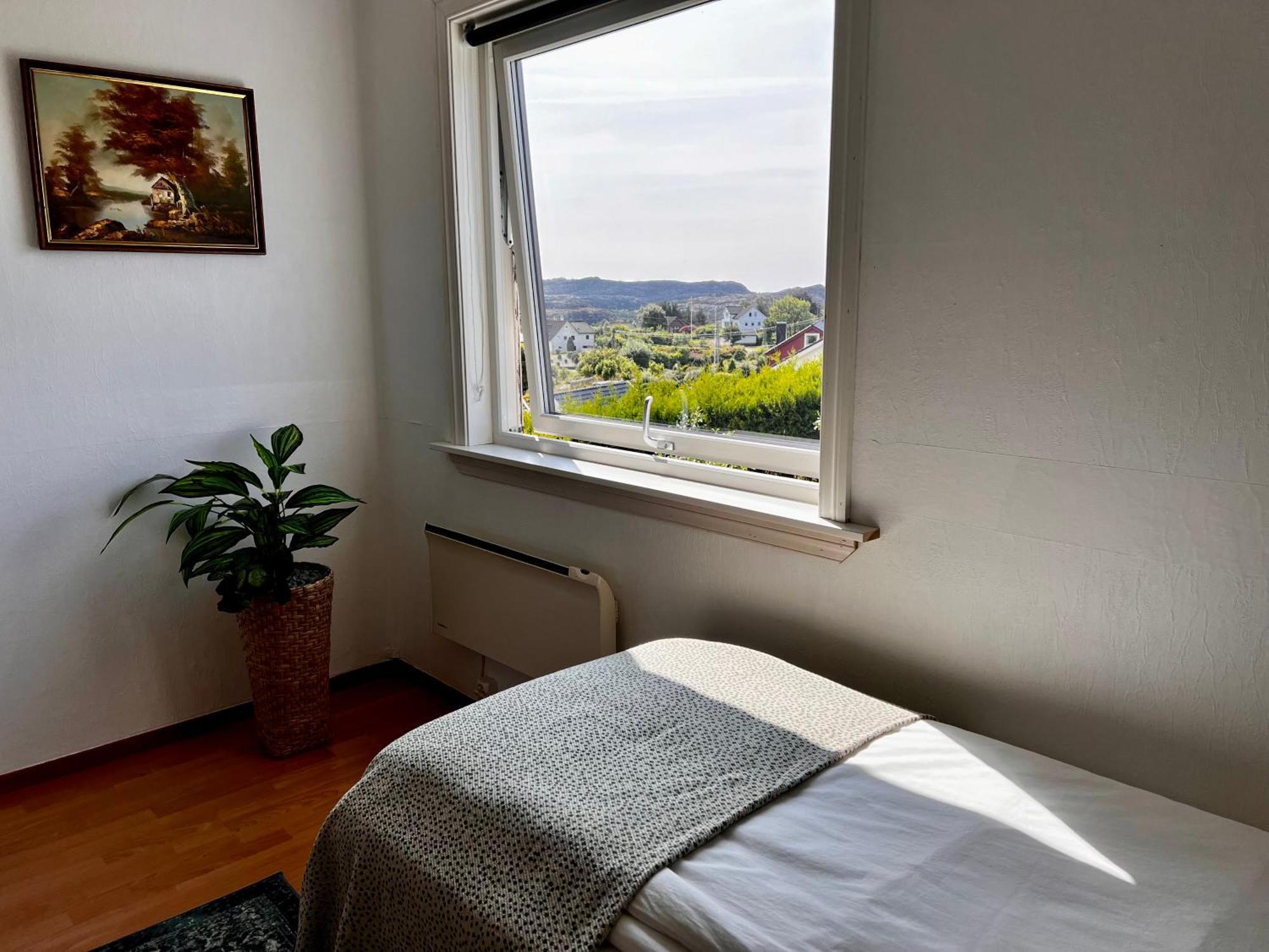 Apartment Fjord-view *